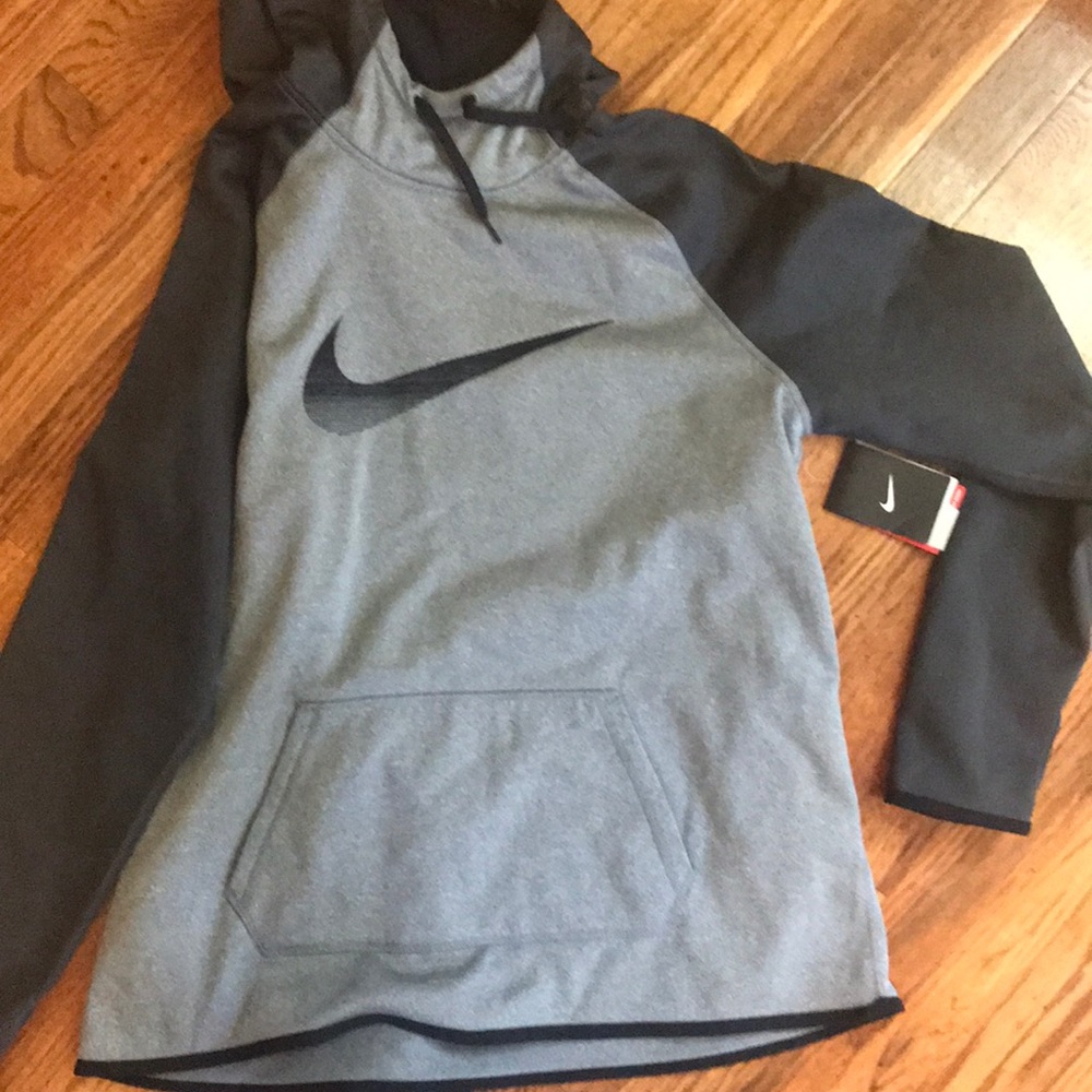 Nike hoodie !